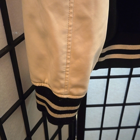 True Religion Men's Black & White Hooded Varsity Jacket XL - Picture 5 of 8